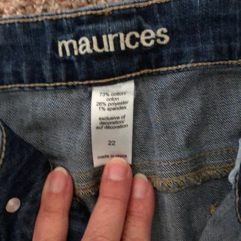 Capris - Picture 2 of 3